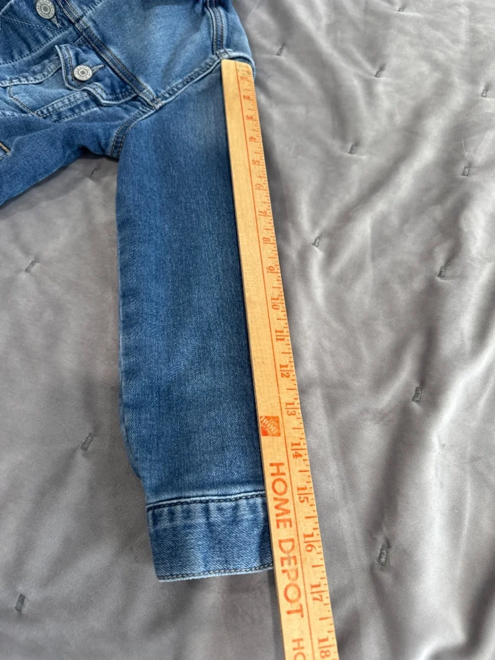 Gap Denim Kids Jean Jacket Size S (6-7) Blue Unisex Trucker Jacket